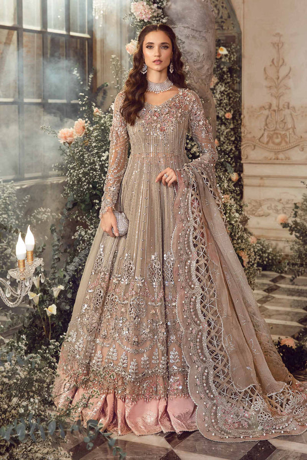 Elegant Grey Embroidered Organza and Jamawar Ensemble