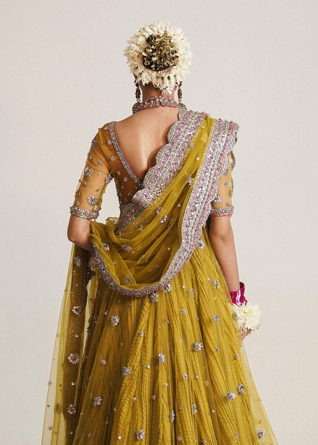 Opulent Lime Yellow Bridal Lehenga: A Luxurious Masterpiece